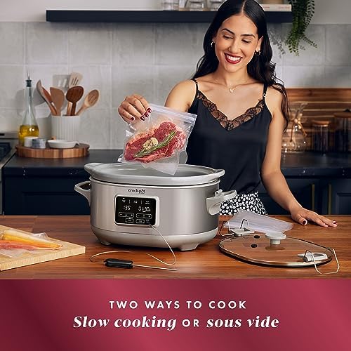 Crock-Pot 7 Quart Programmable Cook & Carry Slow Cooker S19G